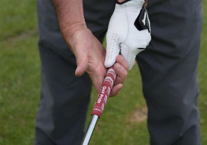 Can a strong grip cause fat shots?