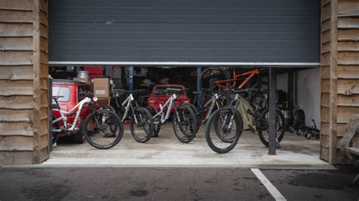 Can a woman ride a 29 inch bike?