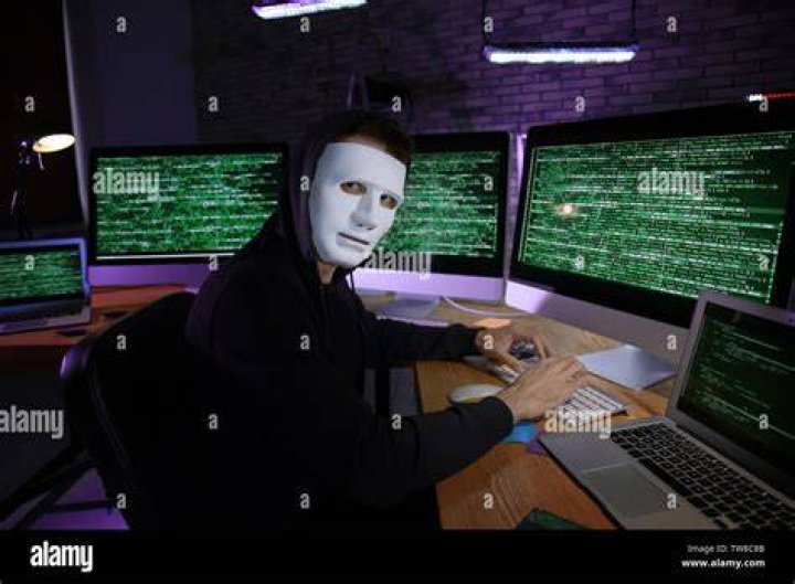 Can hackers look at your screen?
