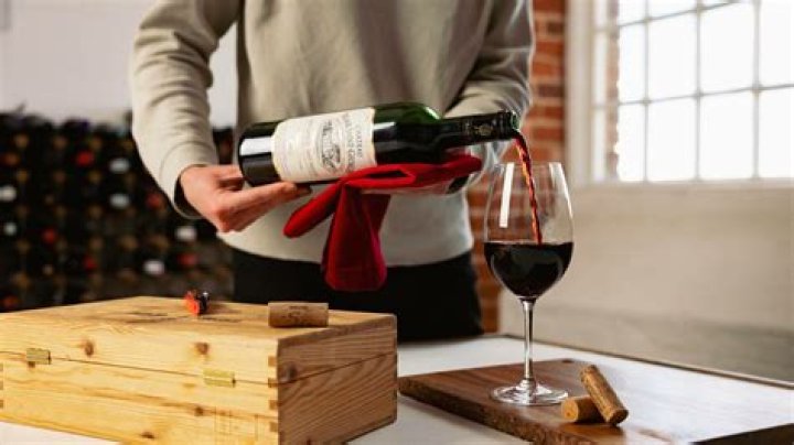 Can I have a glass of wine with gastroparesis?
