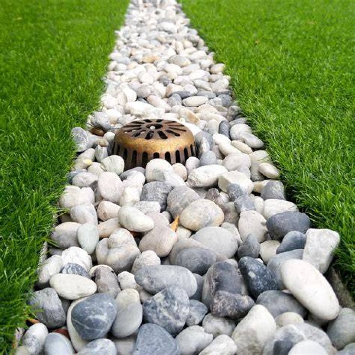 Can I use pea gravel in a French drain?