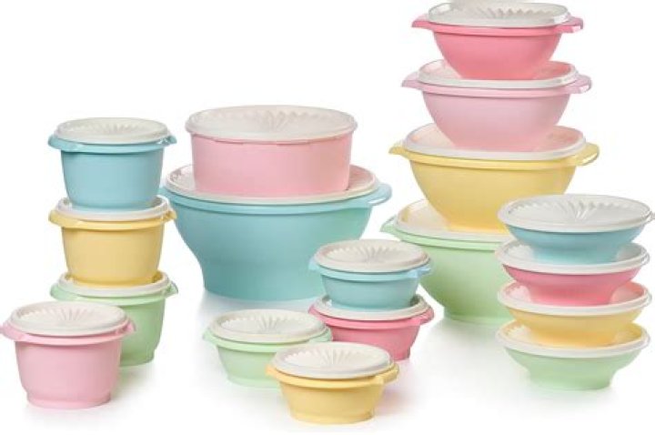 Can vintage Tupperware go in the dishwasher?
