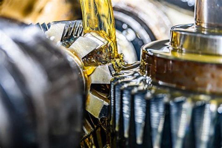 Can you lubricate strut mounts?