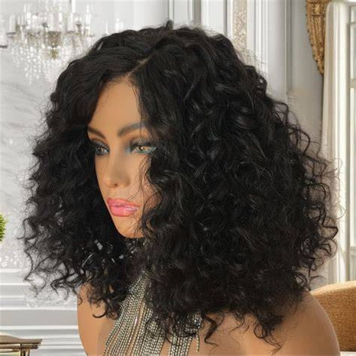 Can you wear lace front wigs everyday?