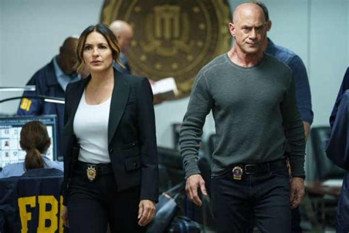Does Stephanie March come back to SVU?