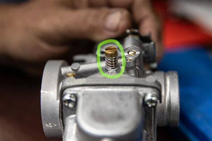 Does turbo spin at idle?