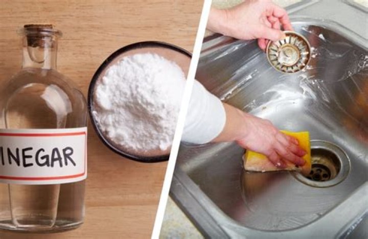 Does vinegar soften water?