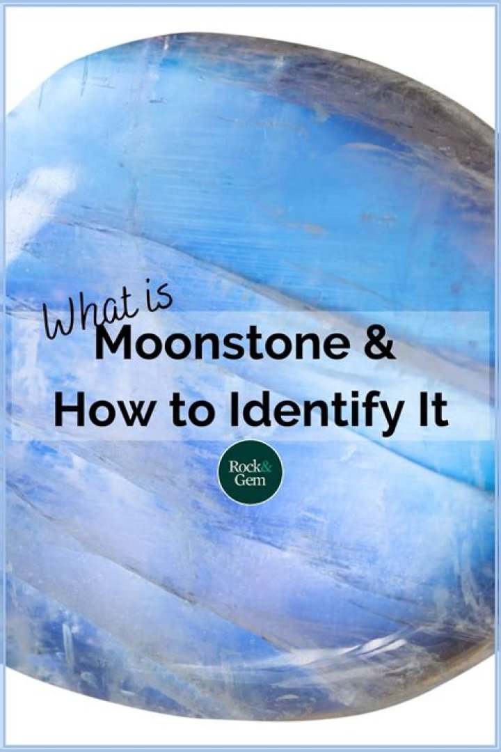 How do you identify moonstone?