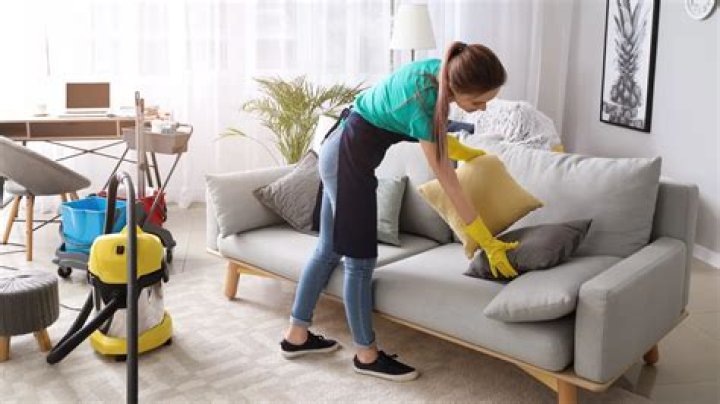 How is an operating room cleaned?