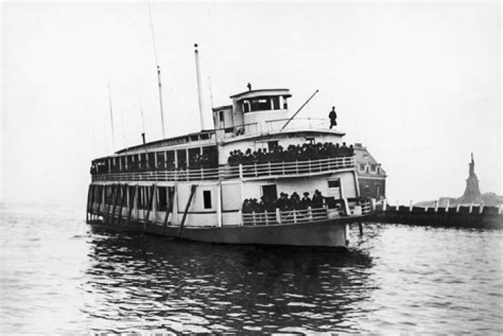How long was the boat ride from Italy to Ellis Island?