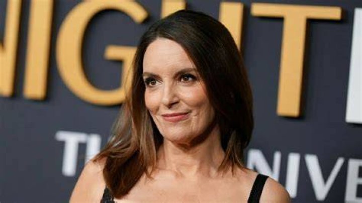 How old was Tina Fey when she was pregnant?
