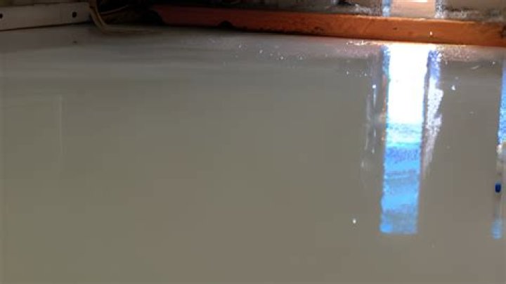 Is epoxy and resin the same thing?
