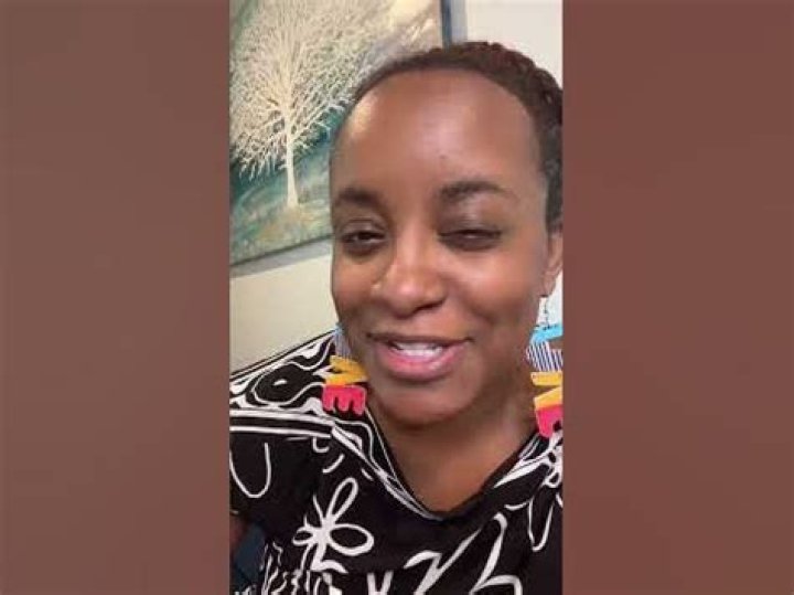 Is it OK to hug your therapist?