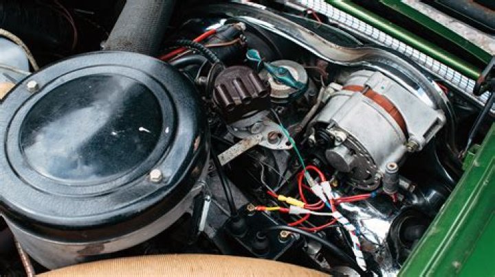 Is there a 2 cylinder car?