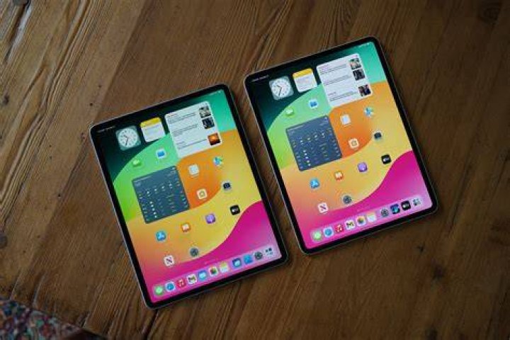 What's the difference between iPad Air and iPad 2020?