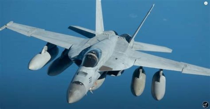 What are Top Gun 1 jets?