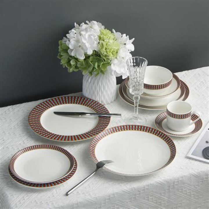 What is the healthiest dinnerware?