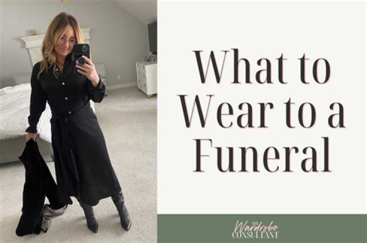 What should a widow wear to the funeral?