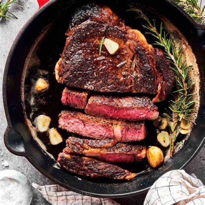 What steak is best for cast iron skillet?