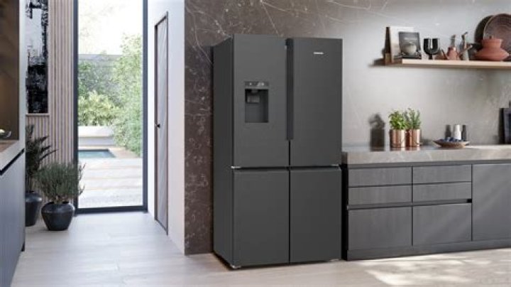 Where are Siemens fridges made?