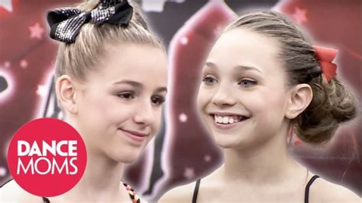 Who is richer Chloe or Maddie?