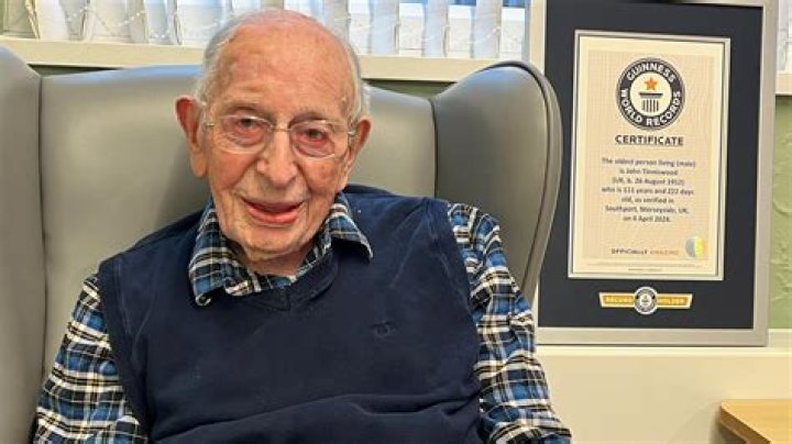 Who was the 2 oldest person to ever live?