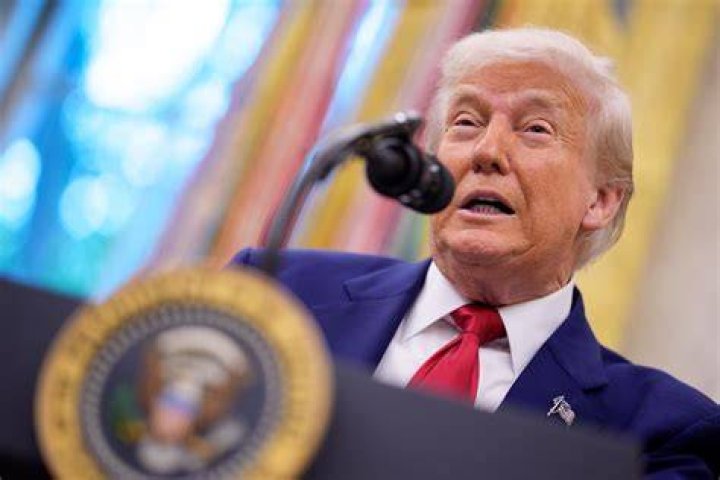 Why do my trumps smell of egg?